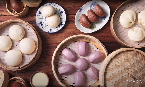 配资公司排名 5月8日财经早餐：美联储不急于降息+贸易谈判乐观情绪，金价下跌近2%